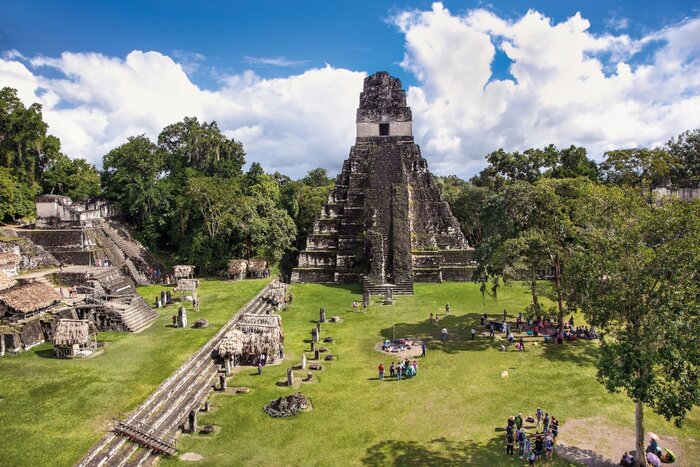 Die Ruinen von Tikal
